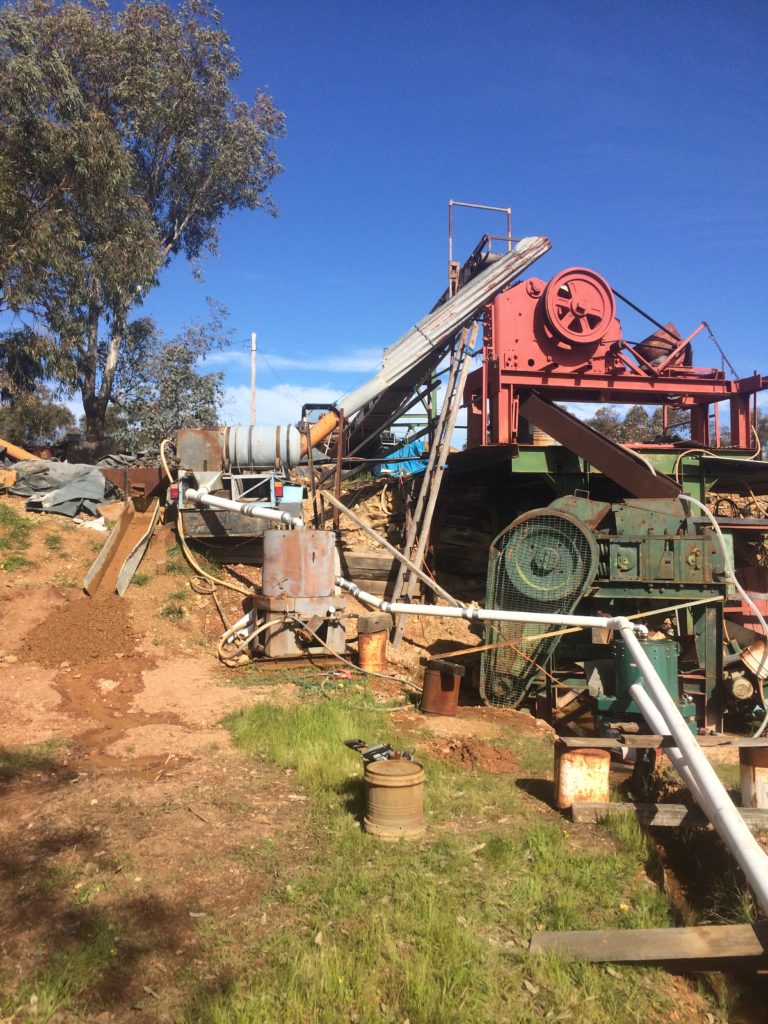 Gold recovery device at work in the field